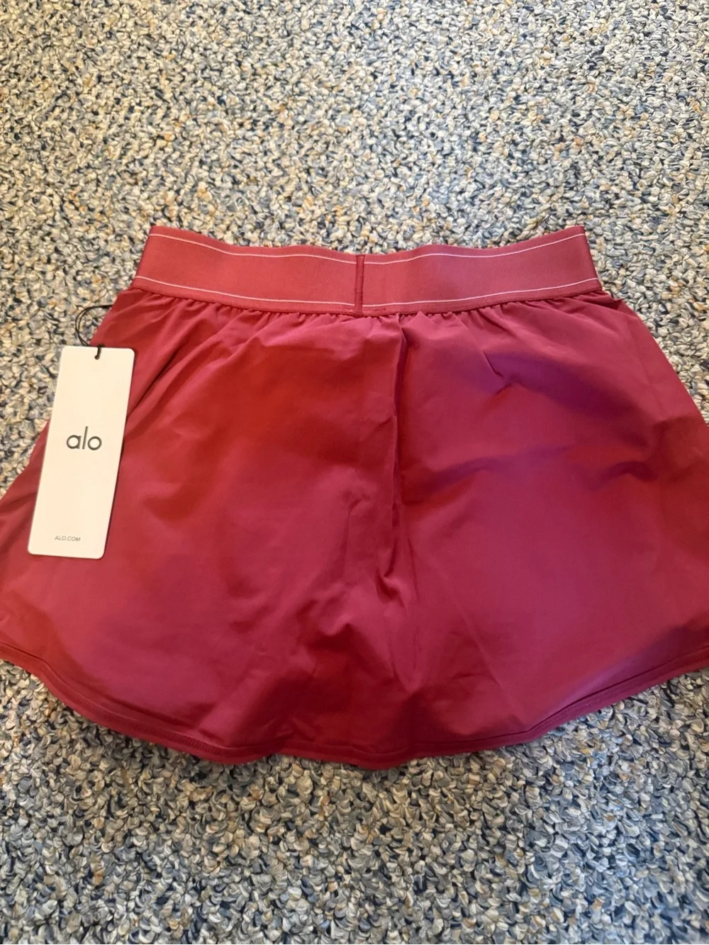 NWT ALO YOGA Match Point Tennis Skirt Summer Romance Red